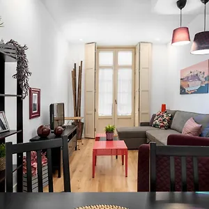 soho-arts-malaga-duplex-apartment.hotelsinnerja.org/
